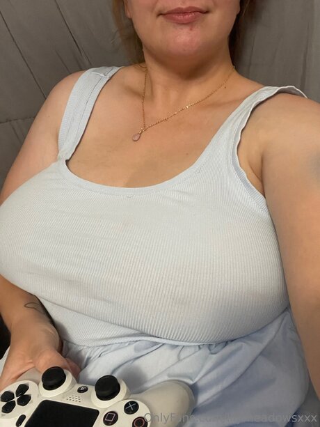 Lilymeadowsxxx schöne nackten archiv