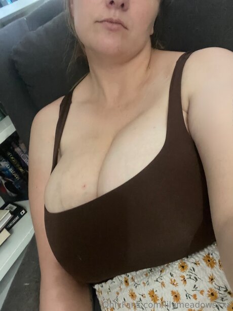 Lilymeadowsxxx erwachsene perfekte galerie