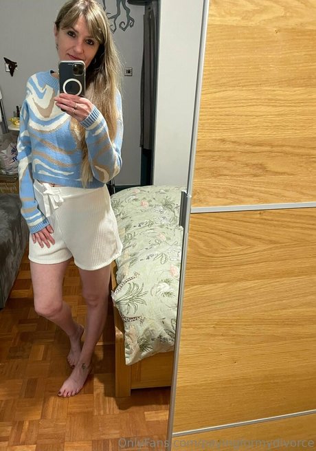 Innocent until wet sexy heiße bild