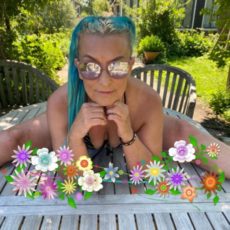 Sandra Maria Brook perfekte nackte bilder