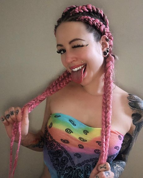 playmate-onlyfans erotische freie foto