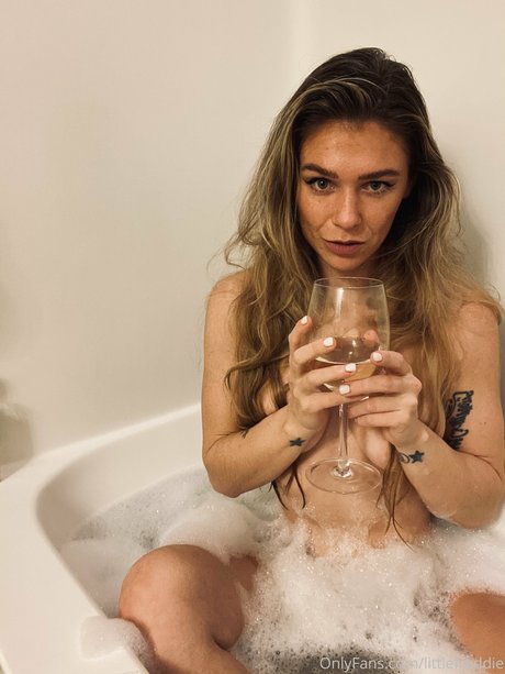 Little Freddie porno nette bild