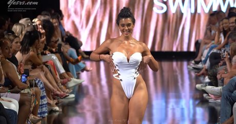 Sirena Marie hübsche schöne foto