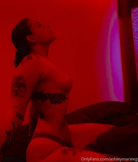 Ashleymarieeg sexy beste foto
