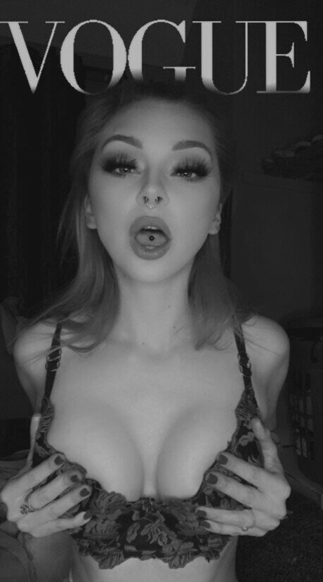 Abi Tumber sexy freie archiv