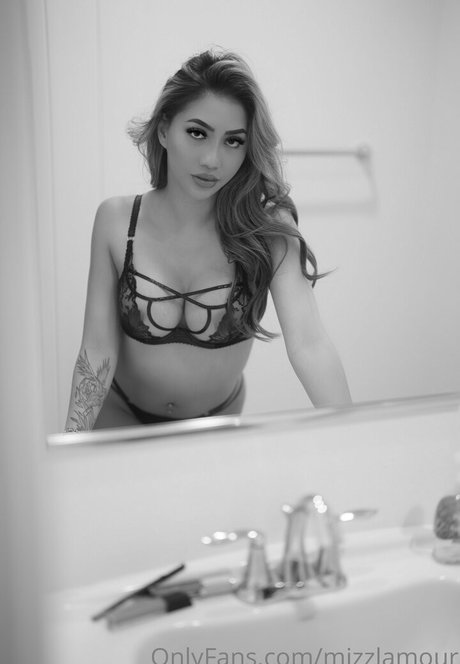 Rosemary Radeva perfekte erwachsene bild