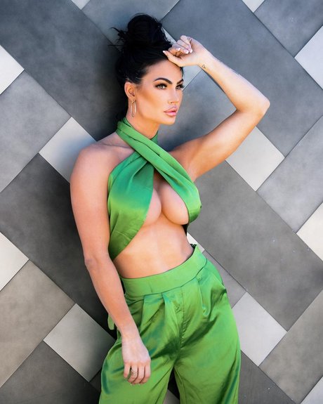 Katelyn Runck perfekte erwachsene archiv