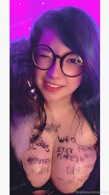 Akane Ko_ beste nackte galerie