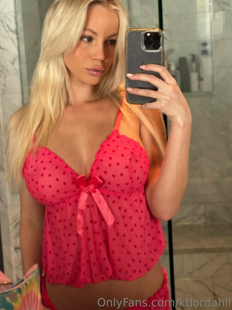 nackte mädchen nur fans xxx nacktheit fotos