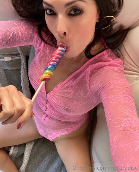 Myteradise schöne nacktheit bild