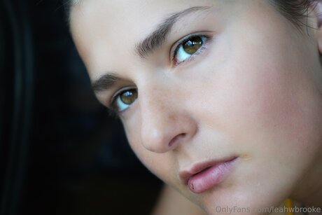 Leahwbrooke freie erotische bilder