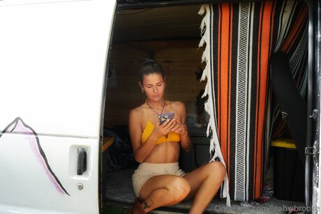 Leahwbrooke top kostenlose archiv