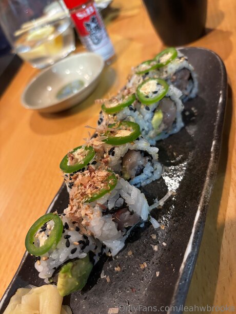 Leahwbrooke hd akt archiv