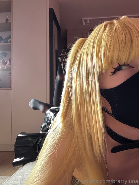 Brattyluna xxx nacktheit bild