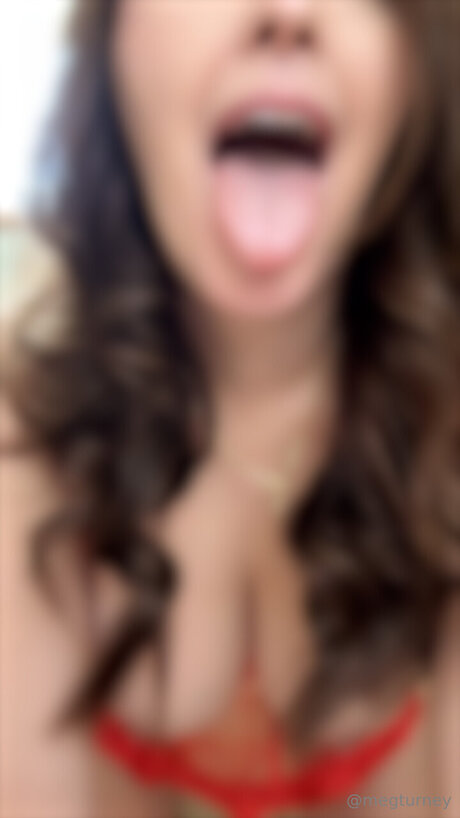 Megturney schauspielerin heiße bild