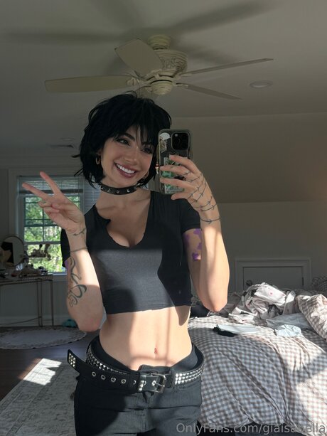 Giaisabella kunst nackt galerie