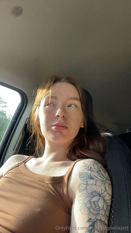 Yourmagnoliajett erotische galerie