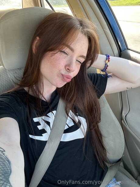 Yourmagnoliajett model hübsche archiv