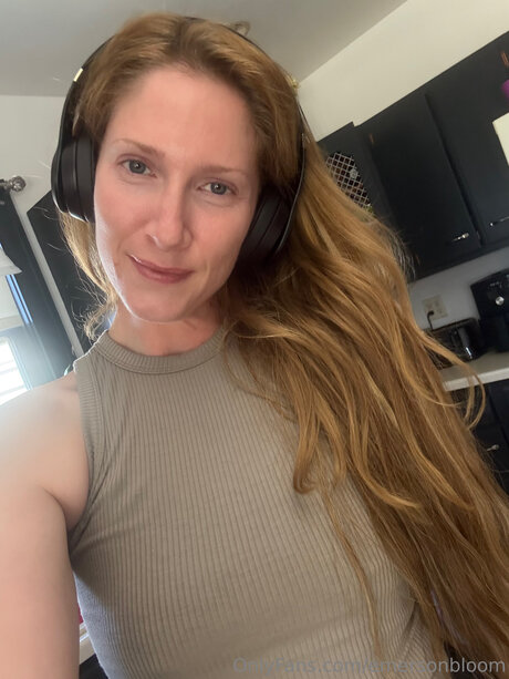 Emersonbloom erotische kunst bild