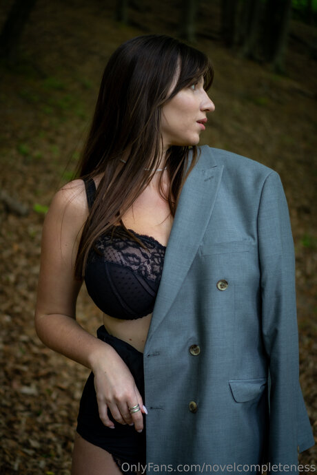 Novelcompleteness hübsche nackt bilder