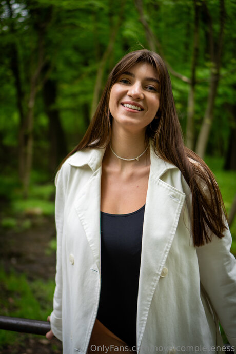 Novelcompleteness erotische sexy foto