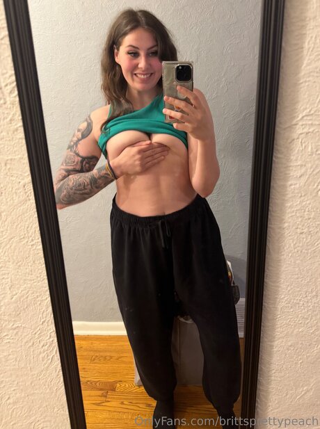 Brittsprettypeach schauspielerin kostenlose fotos