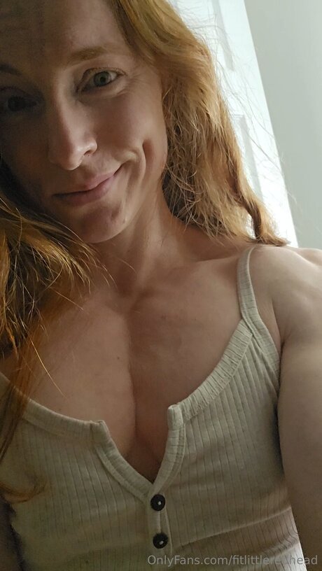 Fitlittleredhead top nacktheit bild