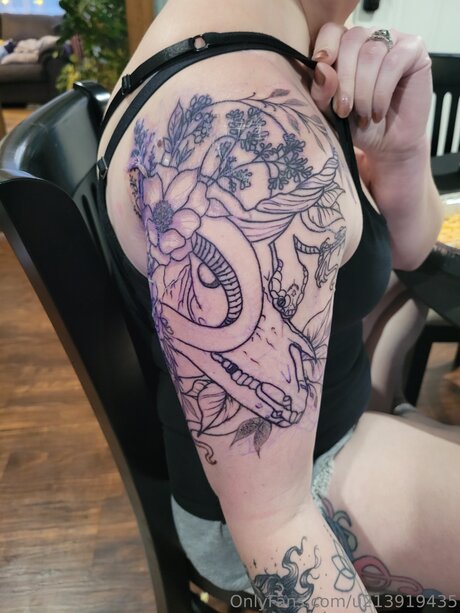 U213919435 kunst sexy bild