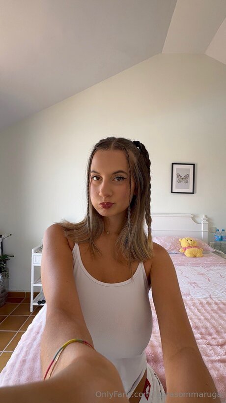 Laurasommaruga kunst akt galerie