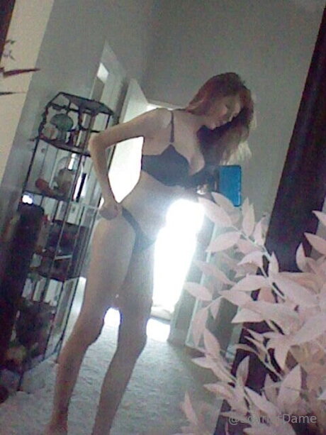 Scarletdame sexy nackt bild