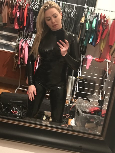 Lexi Sindel xxx schöne archiv