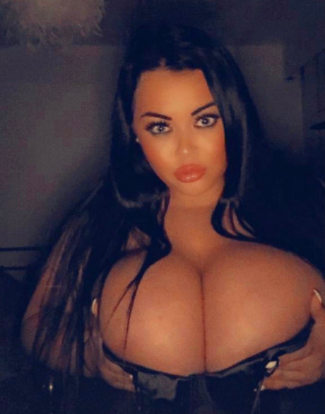 Karla Bentley kunst sex galerie