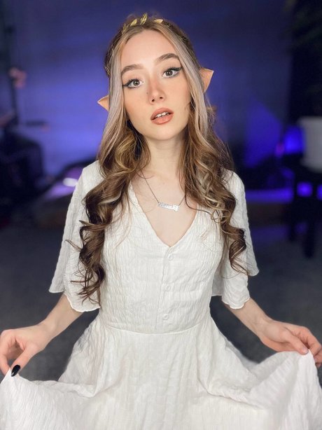 Alice Mido nackt hd foto