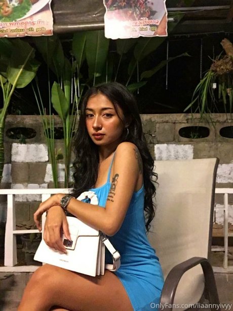 Lia Ivy schöne erotische galerien