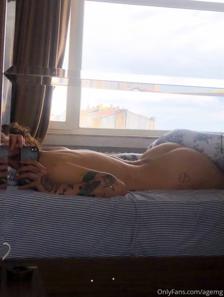 Agemg Ecem perfekte erotische archiv