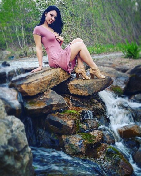 Cindy Brunet erwachsene freie bilder