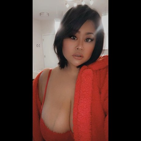 Stephanie Yum_ sexy nackt galerie
