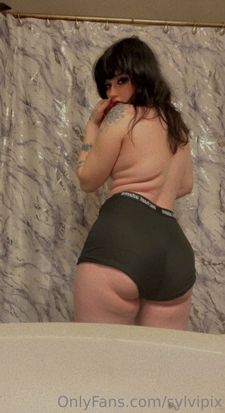 Sylvipix Young Goth Milf heiße nackt bilder