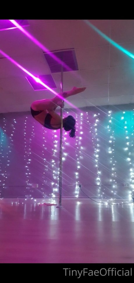 Tiny Fae kunst erwachsene bilder