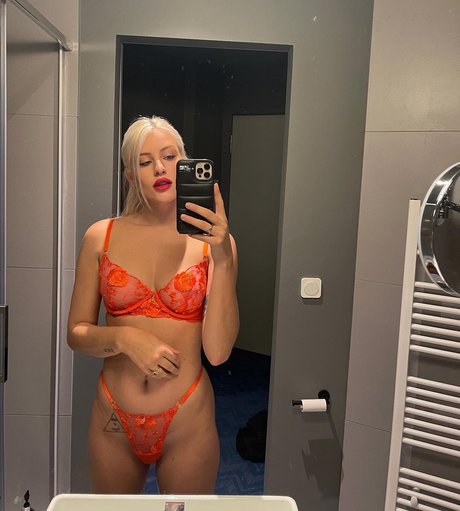 Chloe Verhagen_ erwachsene beste bild