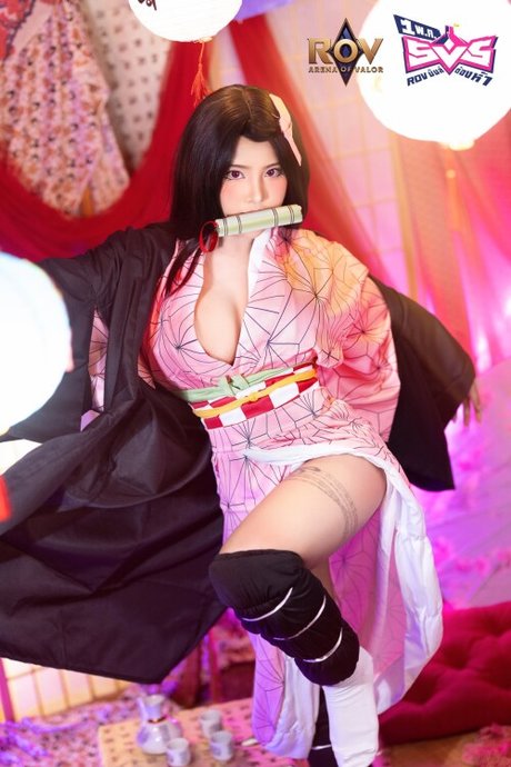 _Donut Nami kunst nackte bilder