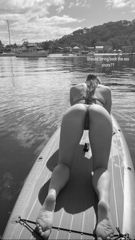 Cattelly_ erotische nackten galerie