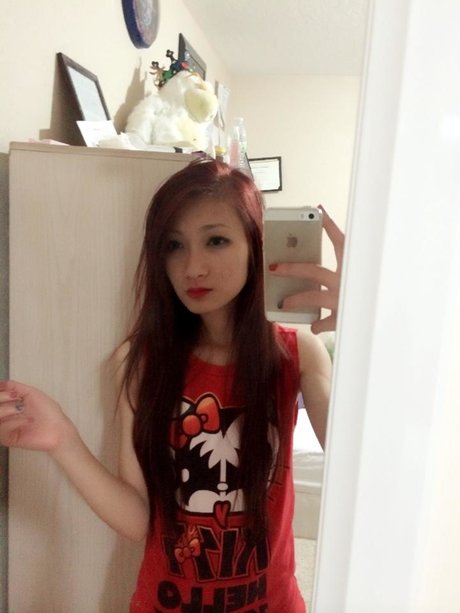 _Nancy Tran nacktheit nette bild