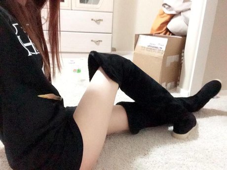 _Nancy Tran erotische sex archiv