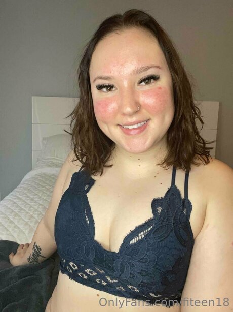Bisexualcollegegirl erotische schöne foto