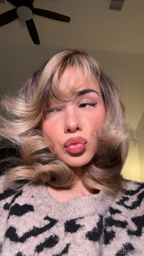 Babyymj exklusive galerien