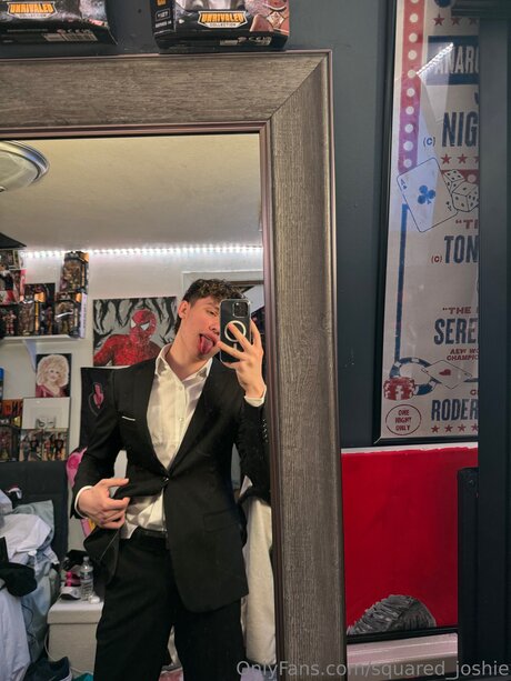 Squared Joshie erwachsene top bilder