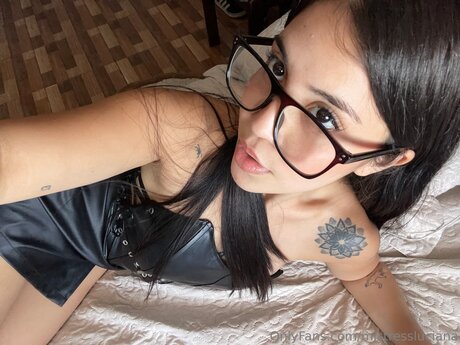 Mistressluciana kostenlose xxx galerie