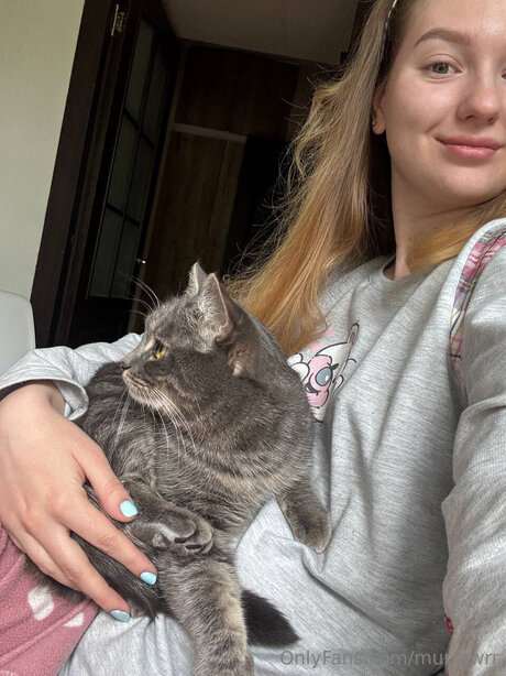 fansly onlyfans hübsche schöne archiv