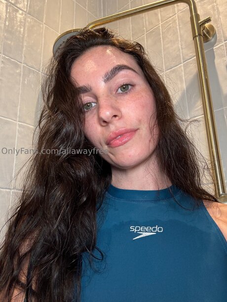 Aliawayfree top sex bild